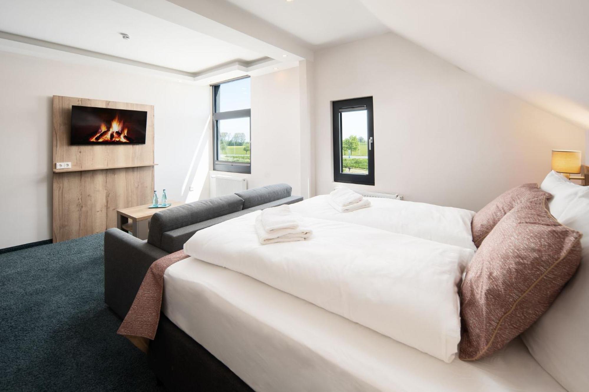 Nordseehotel Tausendschoen Carolinensiel Room photo